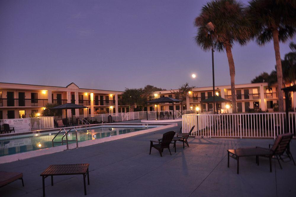 Hotel Gardens 2*