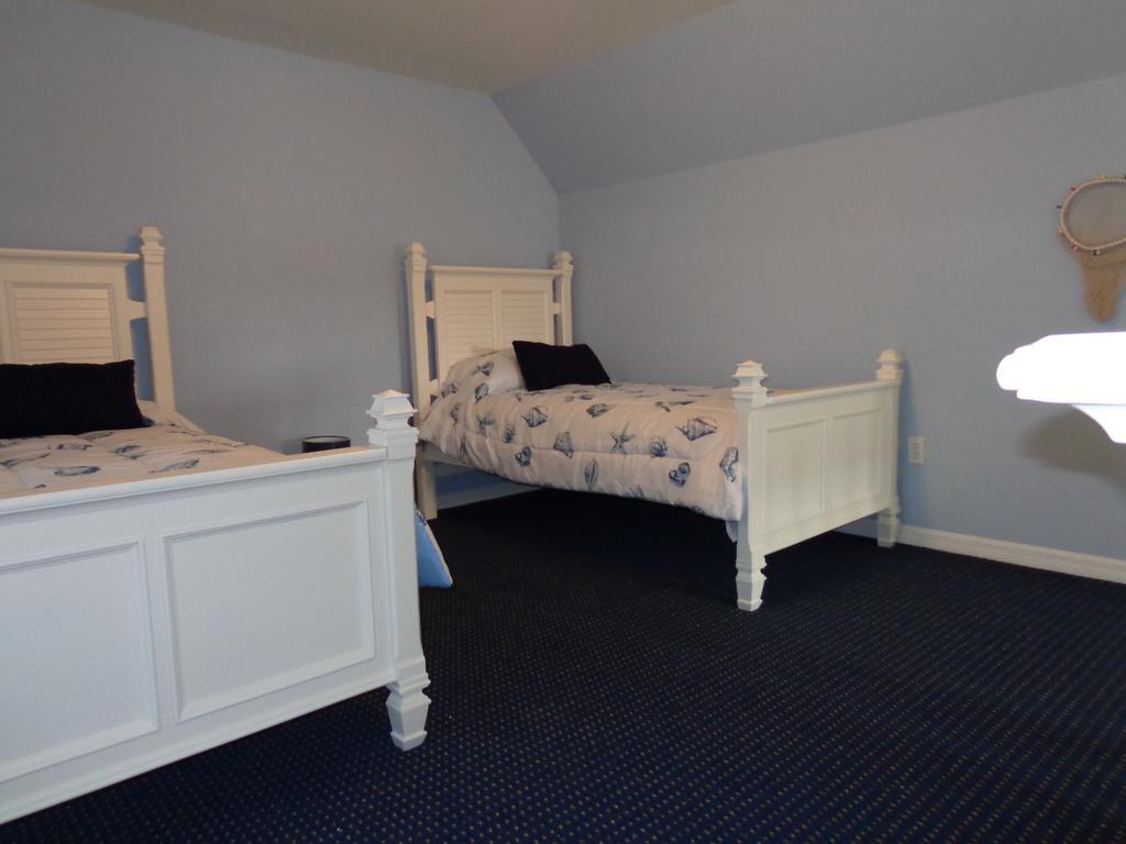 Runaway Club Apartment