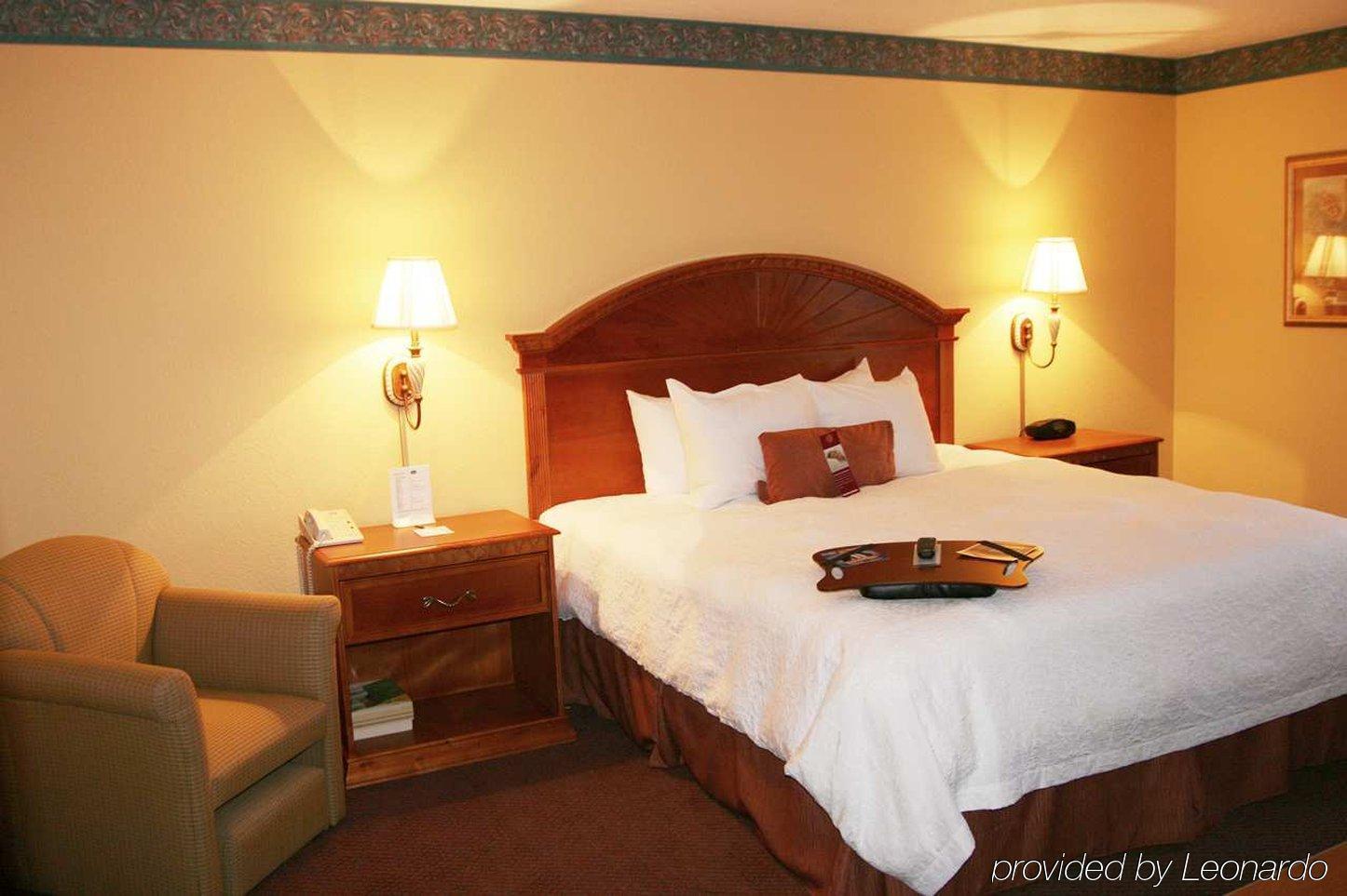 Hotel Ramada By Wyndham Florida Mall 3*