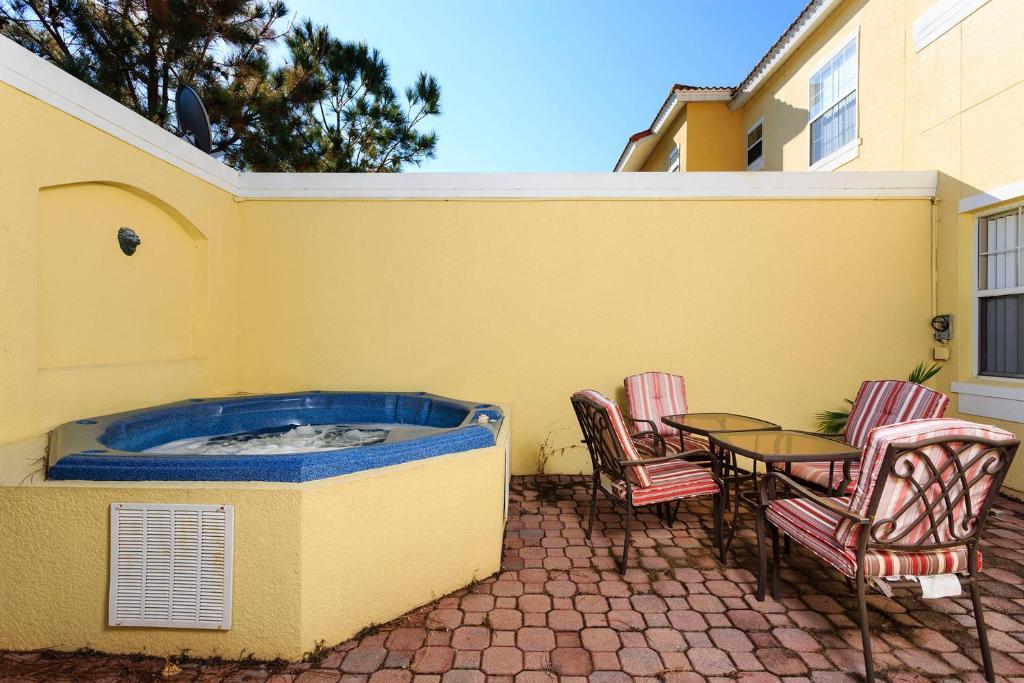 Emerald Island By Orlando Fun * Four Corners