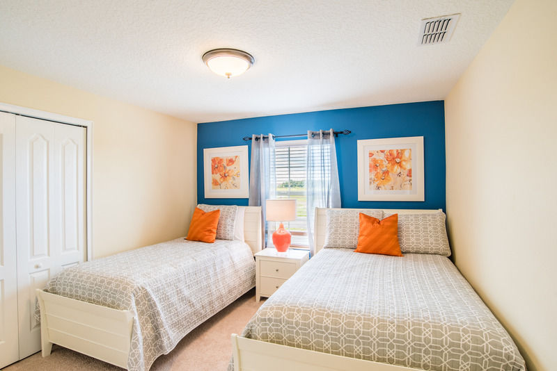Storey Homes, Townhomes & 4*