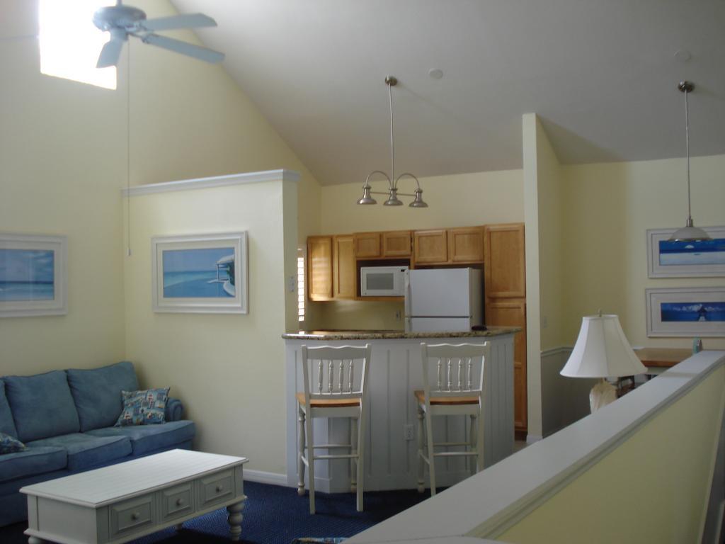 Apartment Runaway Club Kissimmee