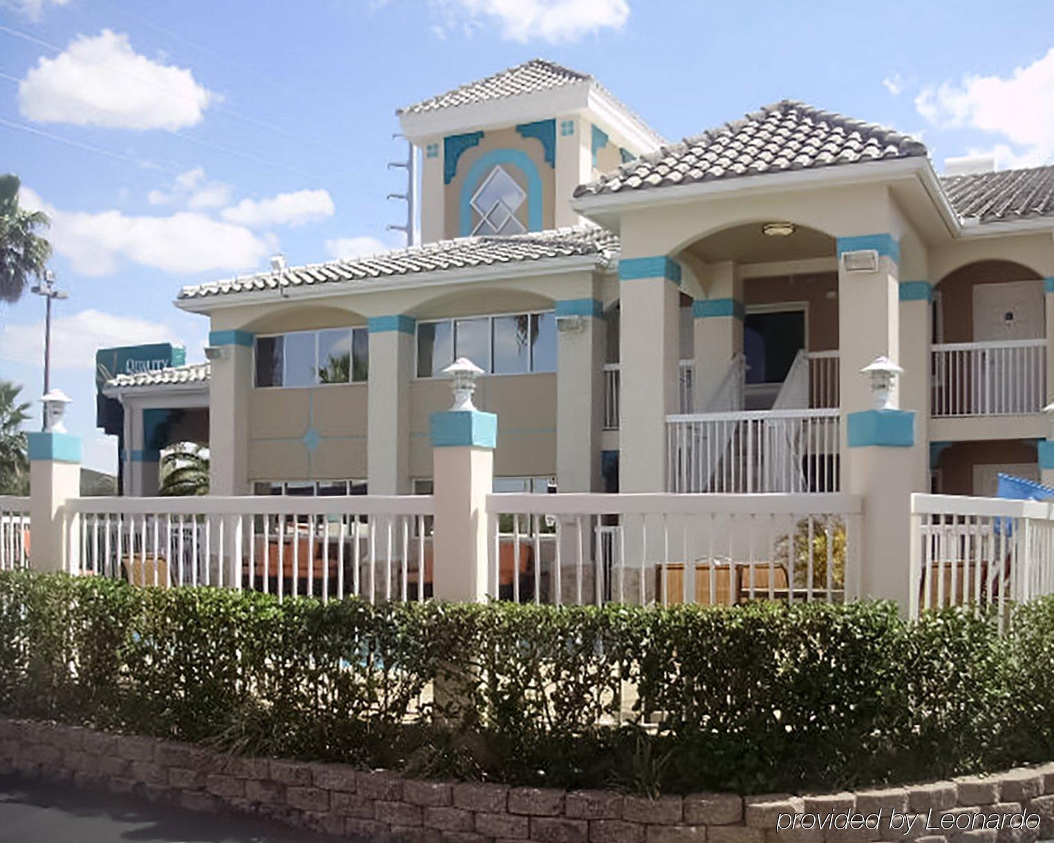 Quality Clermont West Hotel 2*