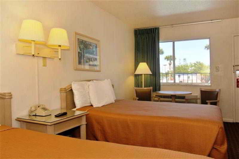 Motel Super 8 By Wyndham 2*