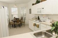 Area Superior Homes Apartment *
