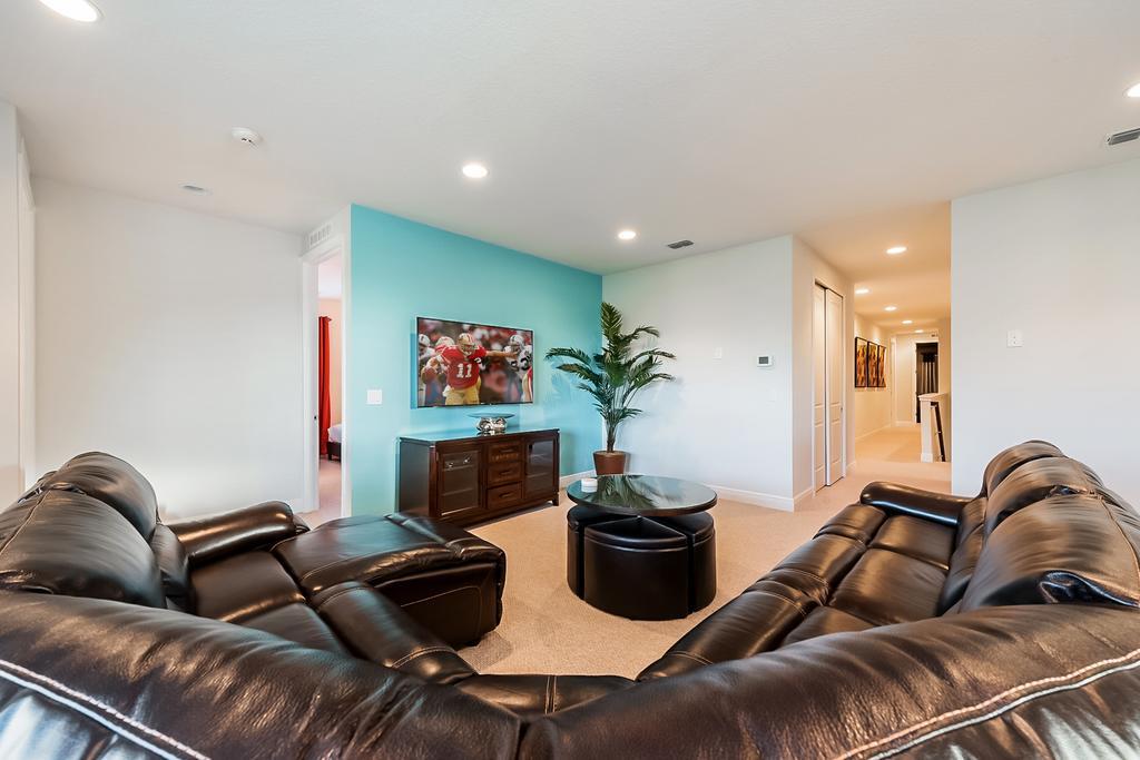 Vibrant Elite With Theater Near By Rentyl - 7605m Holiday home