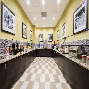 Ramada By Wyndham Florida Mall 3*