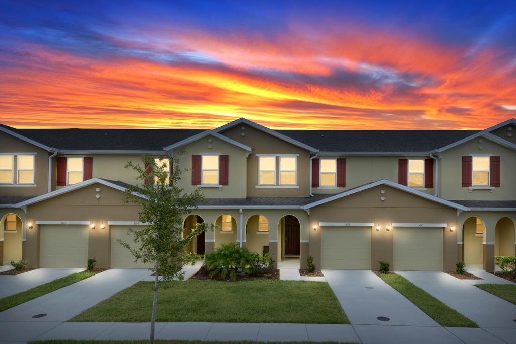 Four Bedrooms Townhome 5108k Holiday home *