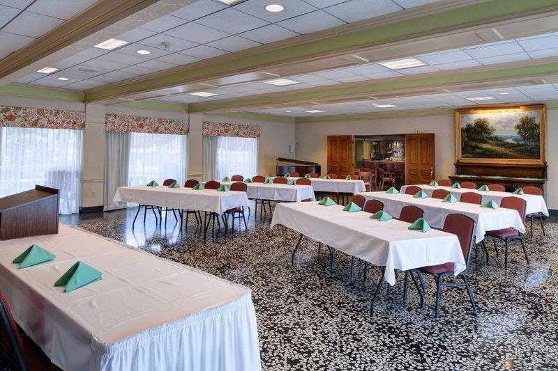 Western Mt. Vernon Hotel 3*
