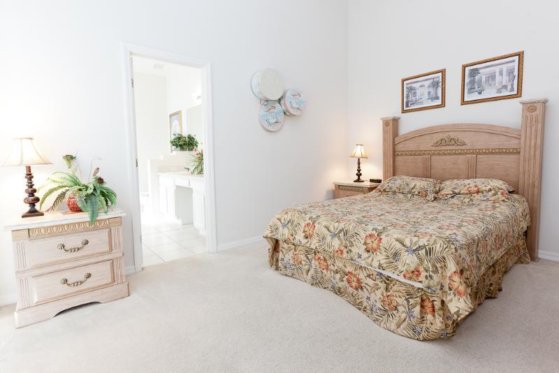 Area Executive Homes *