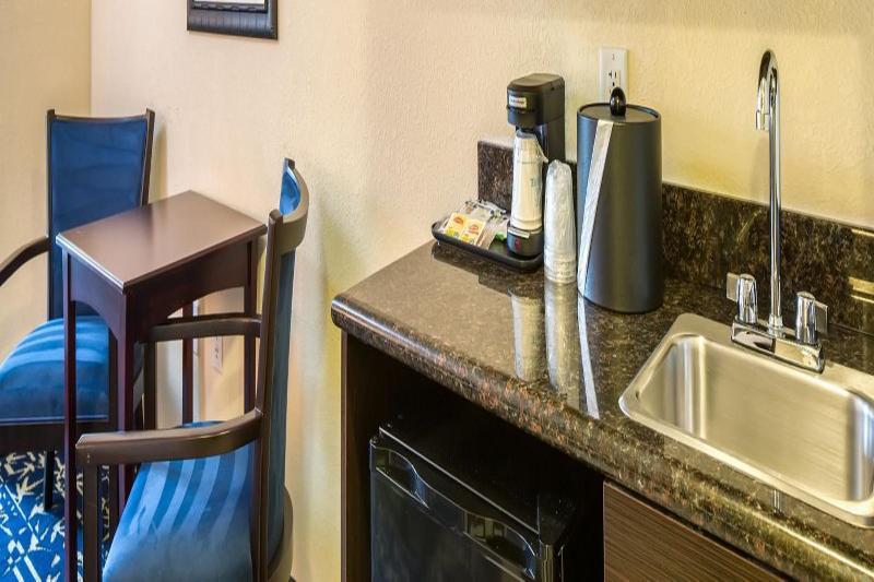 Holiday Express & Orlando - Apopka By Ihg 3*