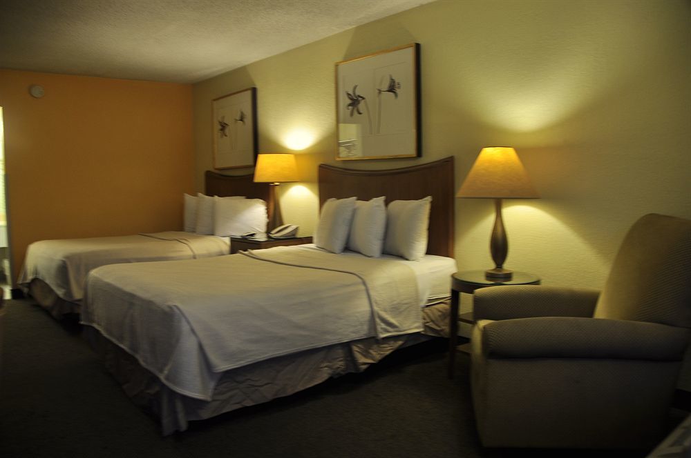 Gardens Hotel