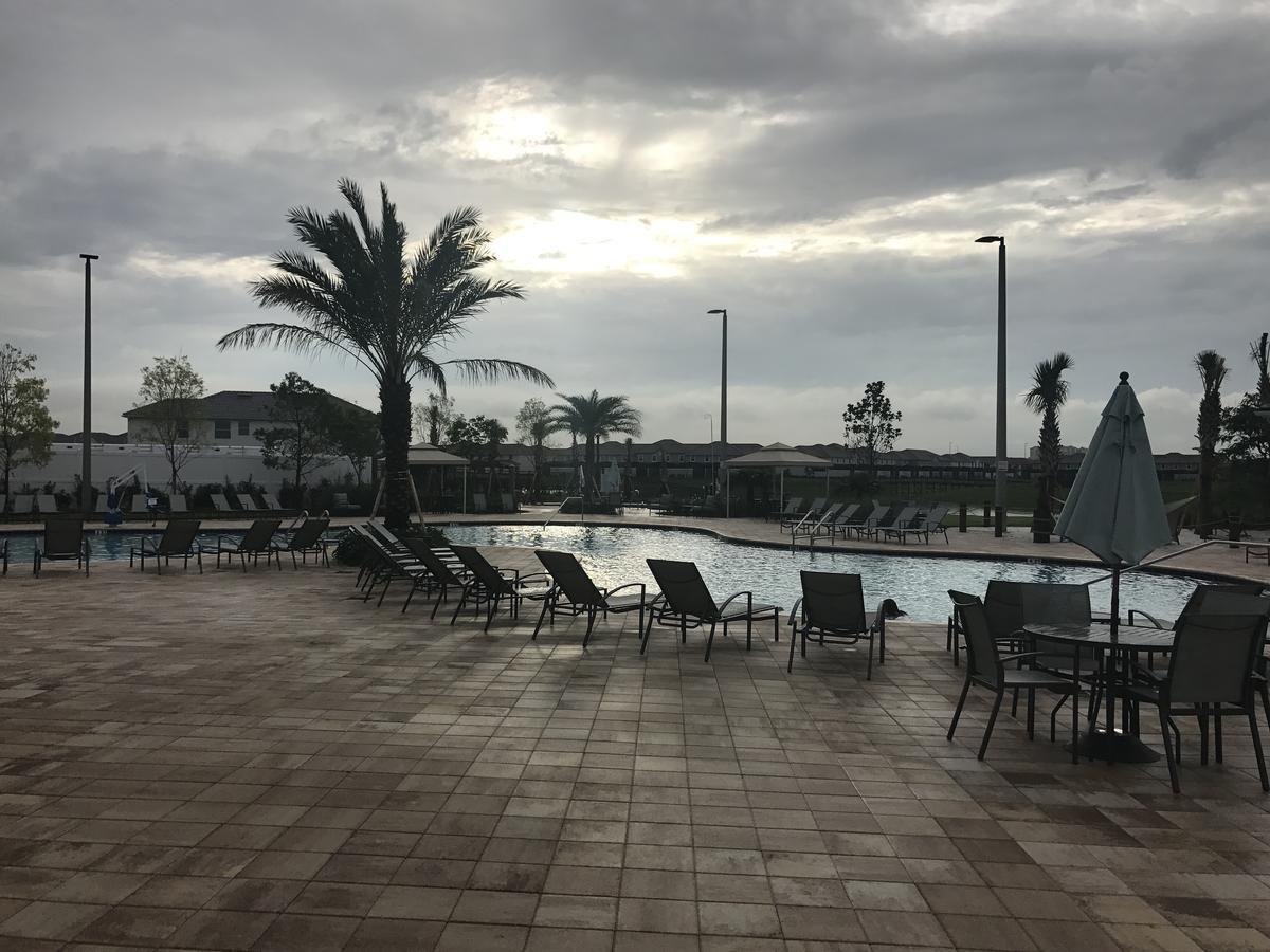 Hotel Storey 4*