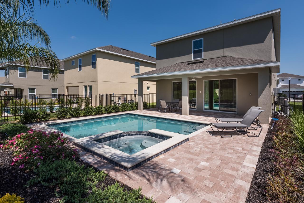 Holiday home New House, Ecolab Sanitzed, Near Disney, Pool Fence Orlando