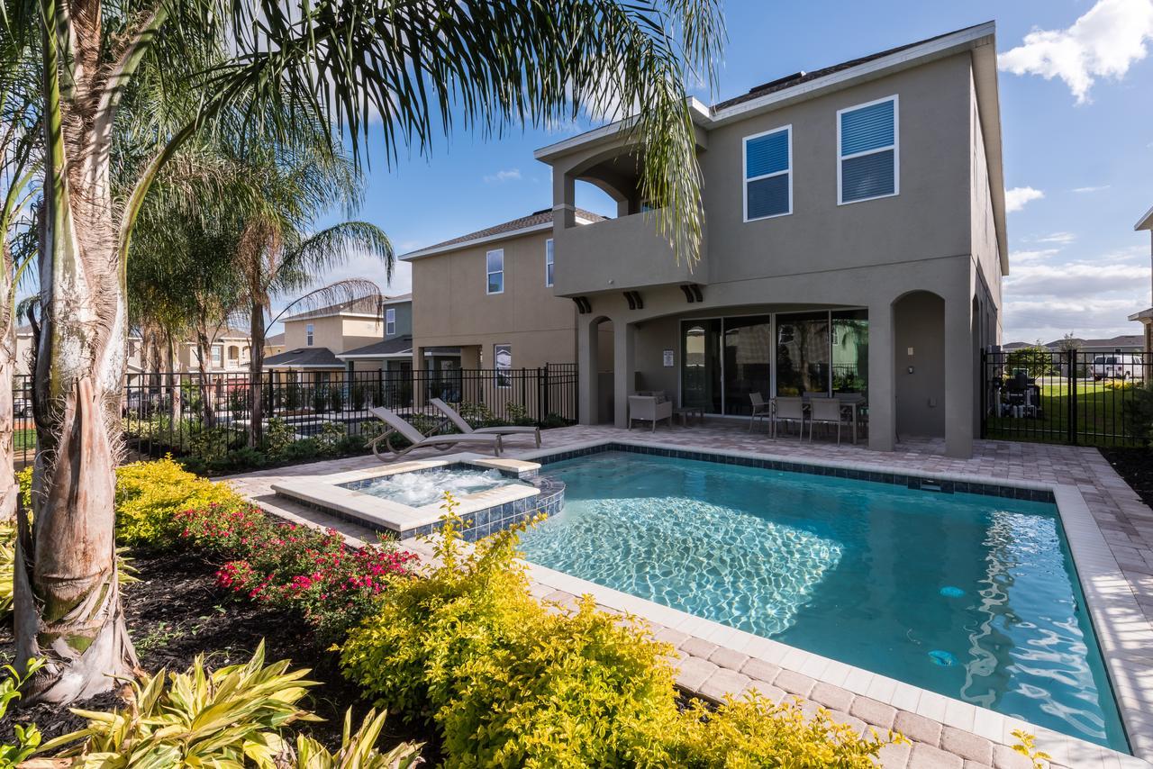 Stunning Near By Rentyl With Private Pool, Game Room, Themed & Amenities - 210m Orlando