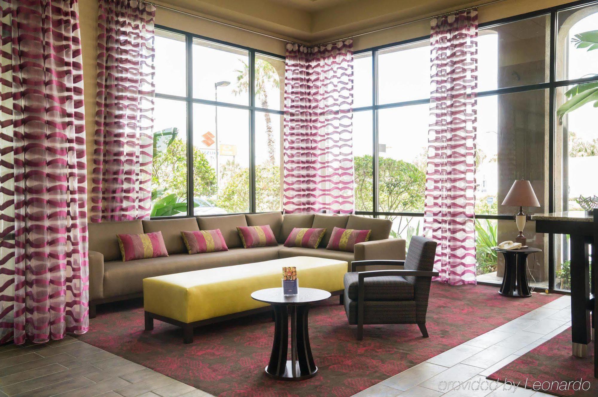Ramada By Wyndham Florida Mall 3*