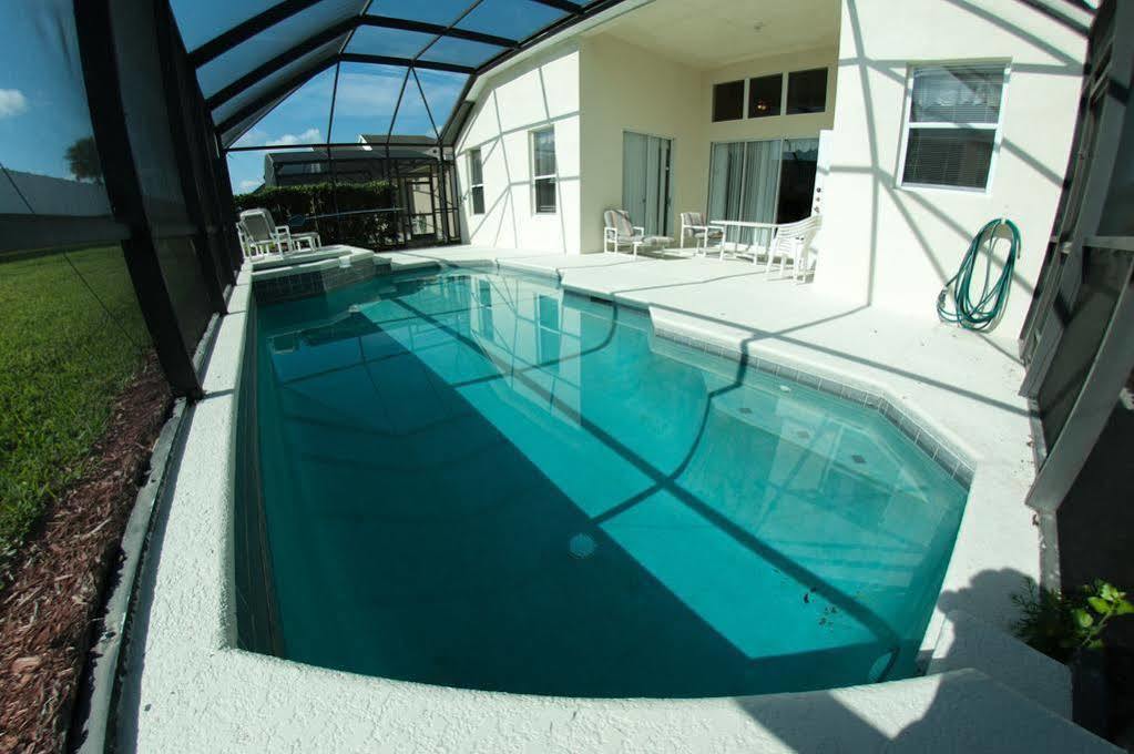 Windsor Palms