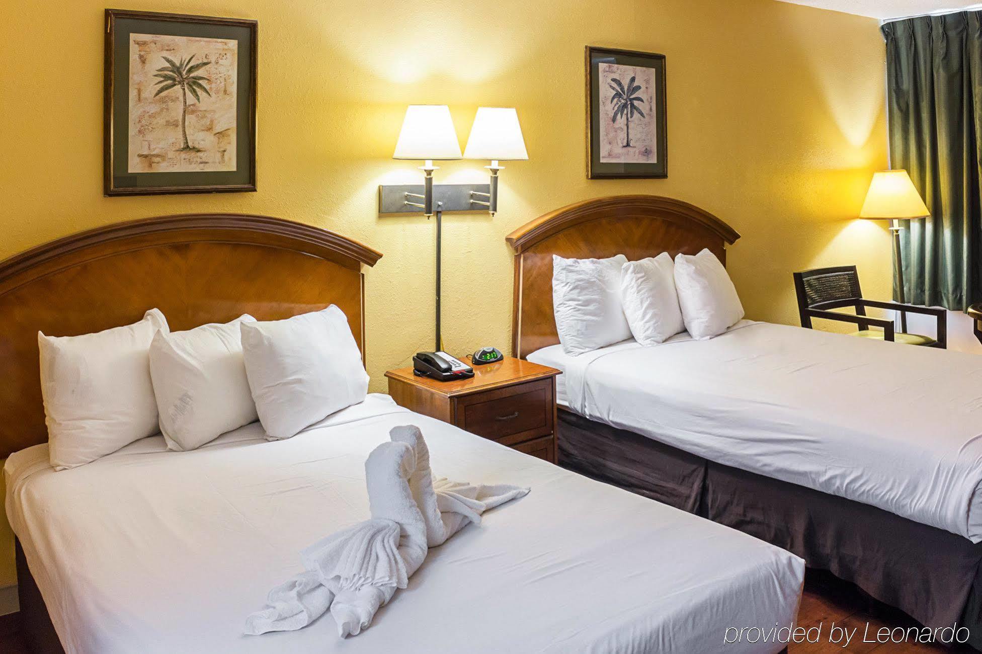 Hotel Fairbridge Inn Express Dundee 2*
