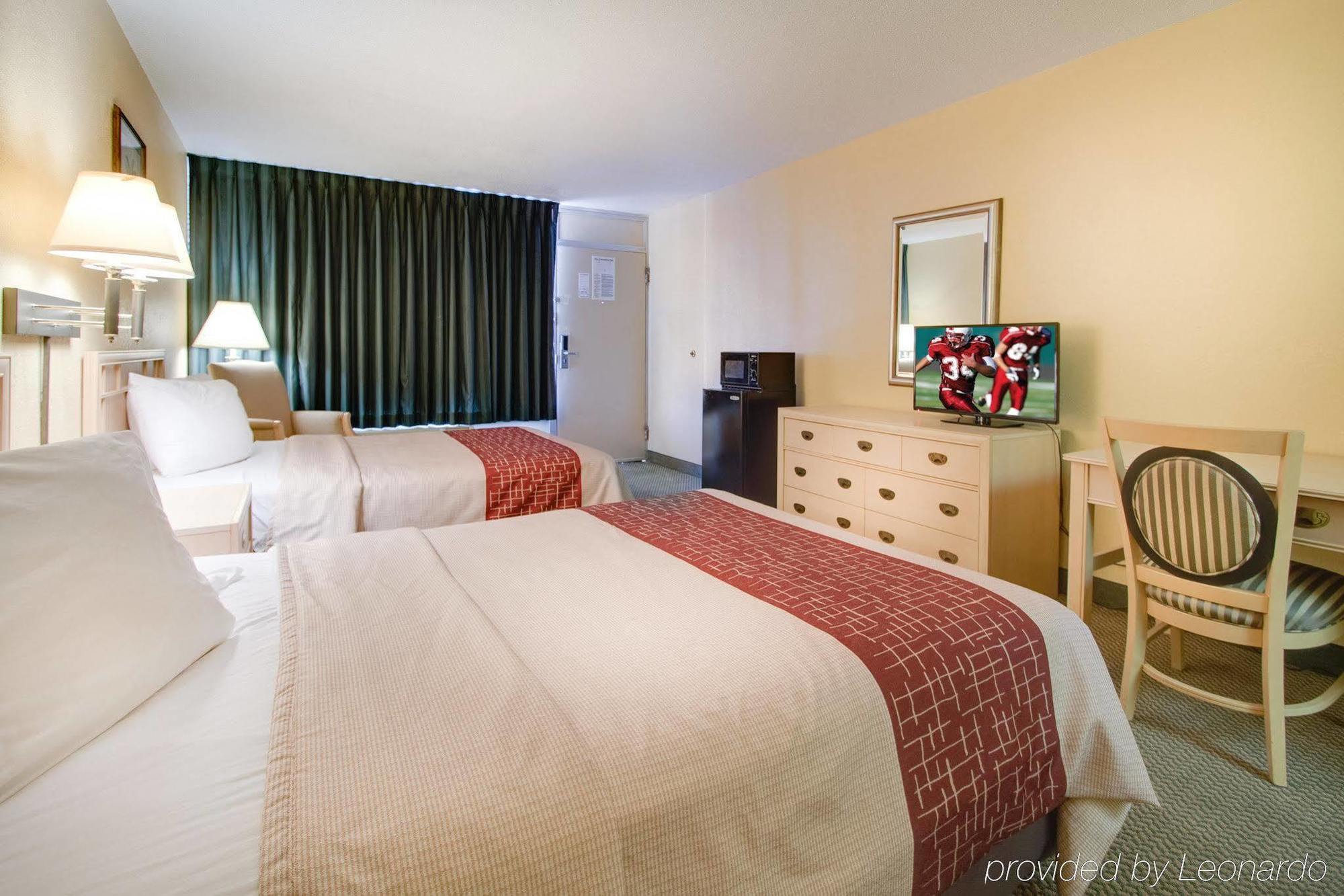 Hotel Fairbridge Inn Express Dundee 2*