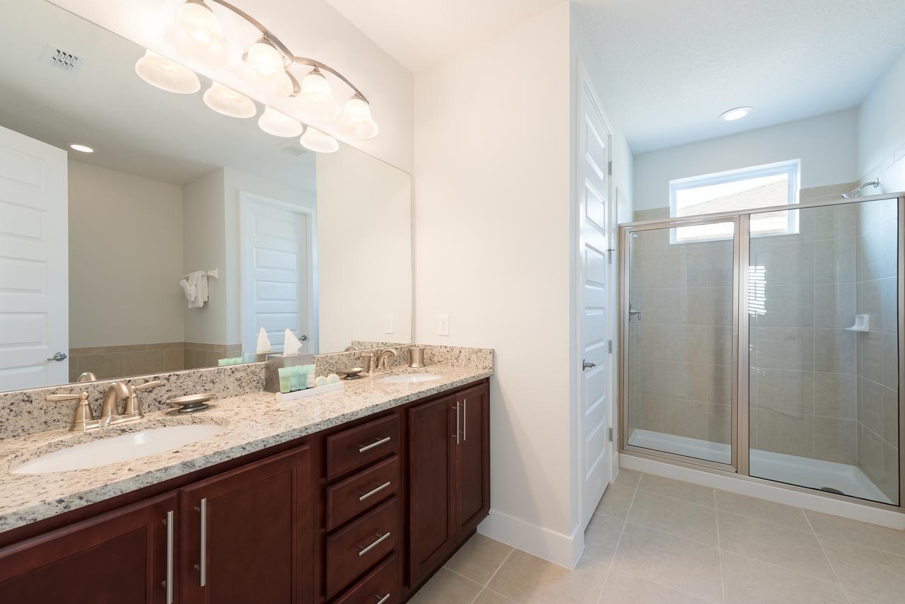 Alluring By Rentyl With Private Pool Near - 310p Holiday home Orlando