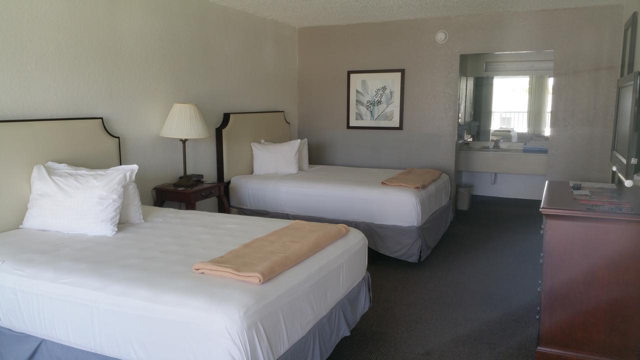 Ramada Heritage Park (adults Only) Resort Kissimmee