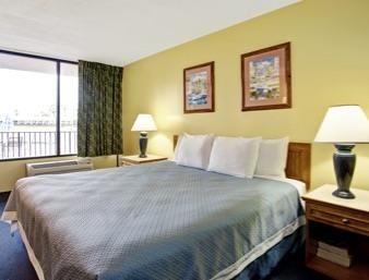 Rodeway Davenport-champions Gate Inn