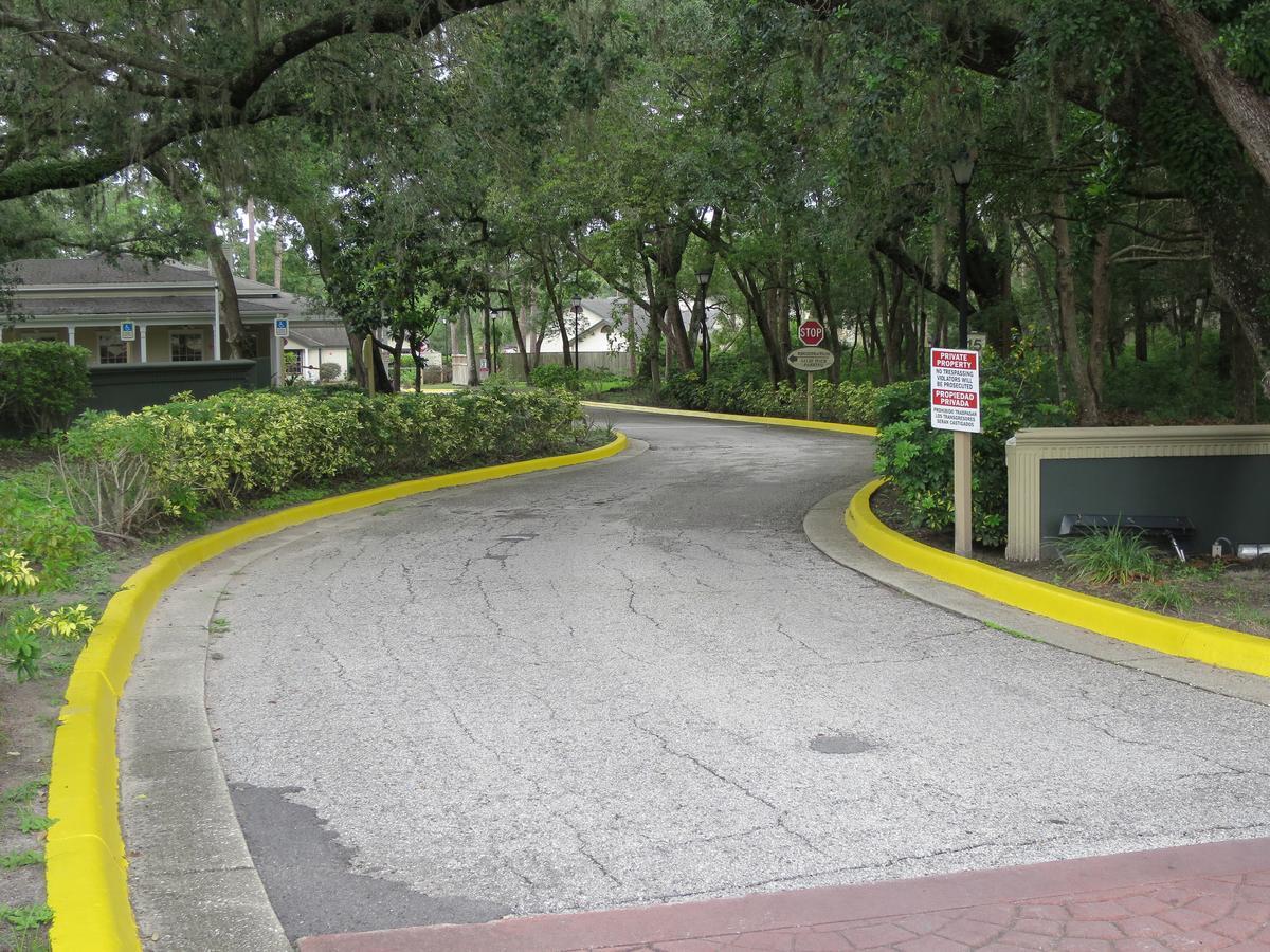 Oak Plantation Resort