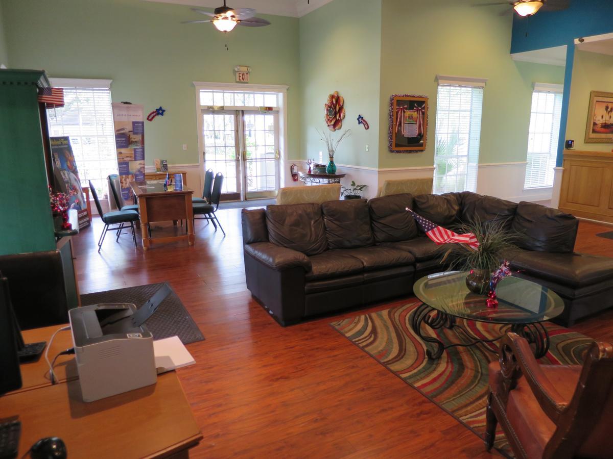 Oak Plantation Resort 3*