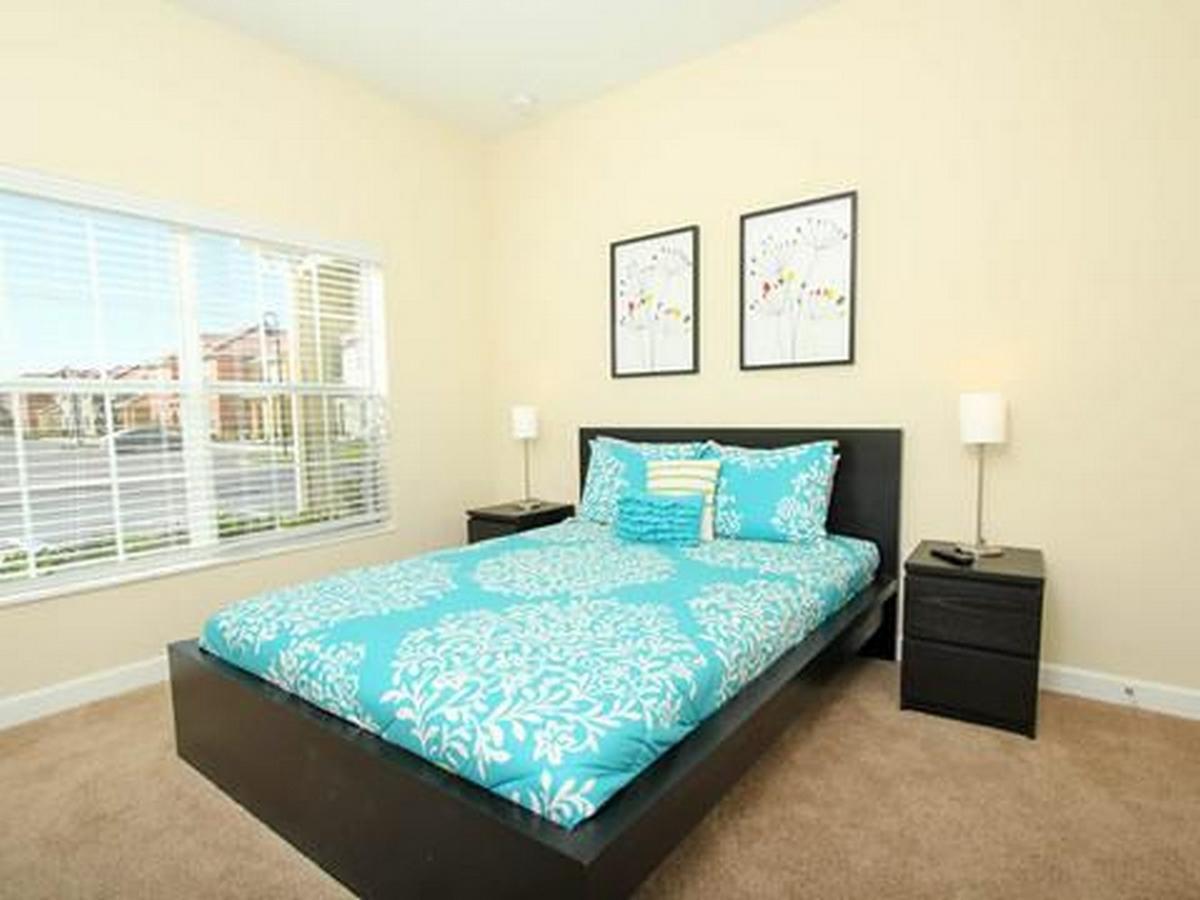 Palm Avenue 3069 * Kissimmee