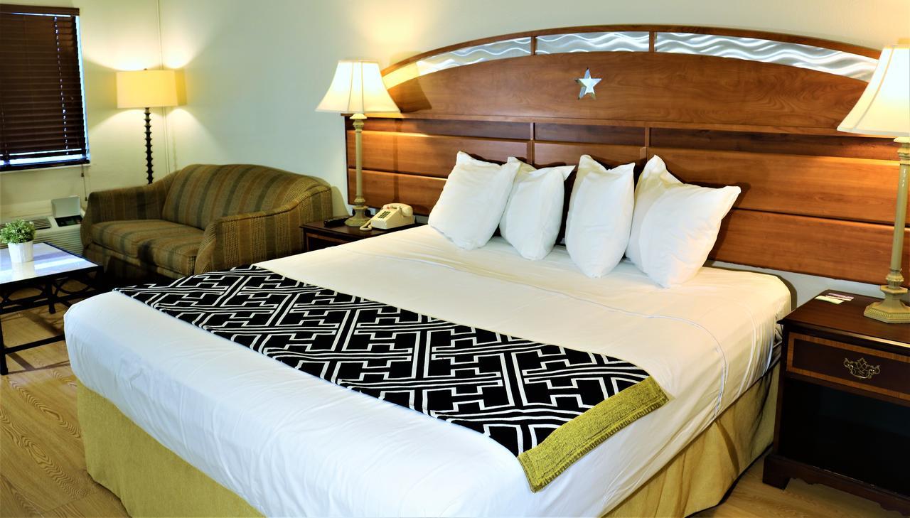 Motel Monte Carlo Inn- Near Kissimmee