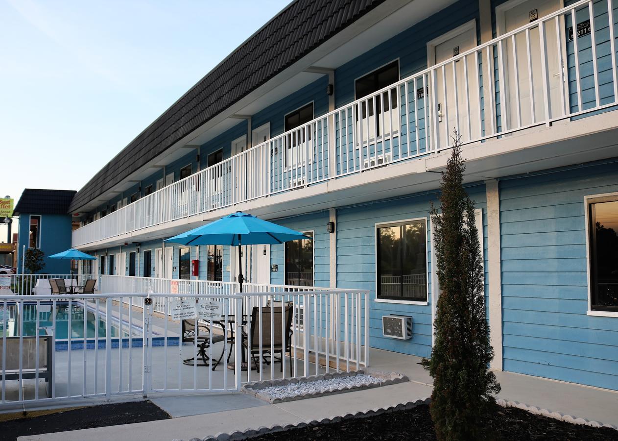 Motel Monte Carlo Inn- Near