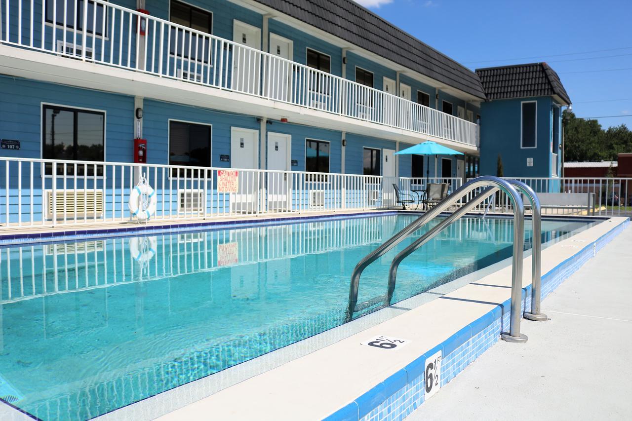 Monte Carlo Inn- Near Kissimmee