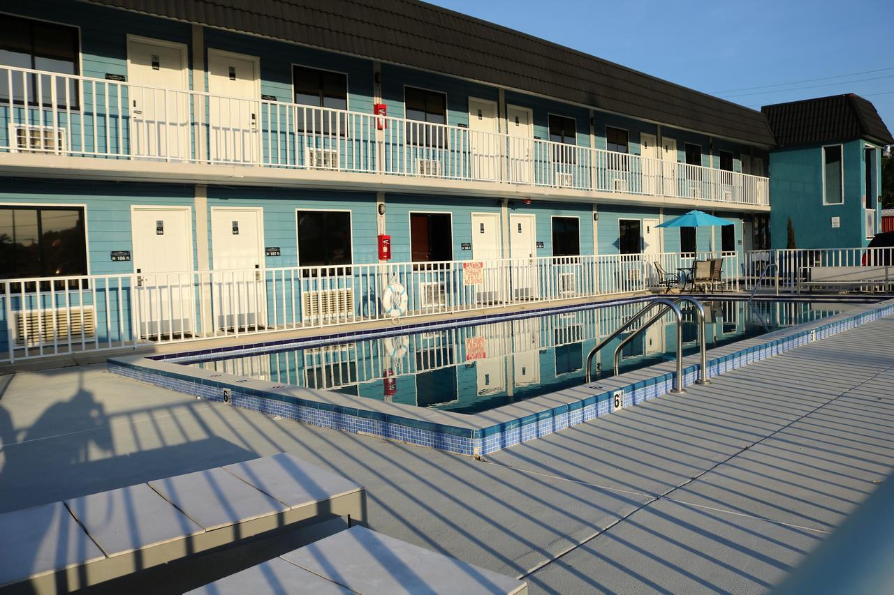 Monte Carlo Inn- Near 2* Kissimmee