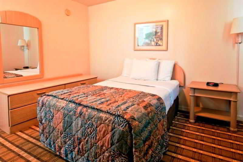 Motel Super 8 By Wyndham 2*