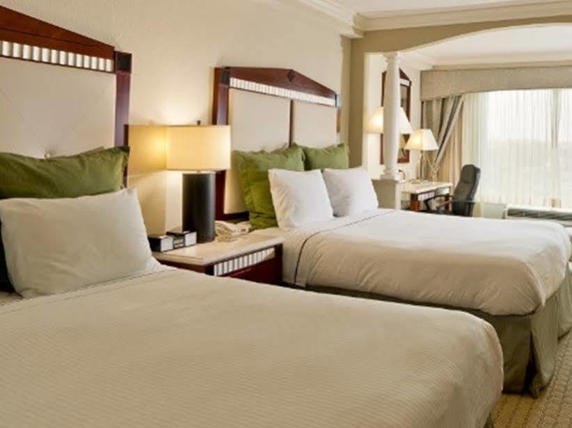 Hotel Ac By Marriott Orlando Lake Buena Vista