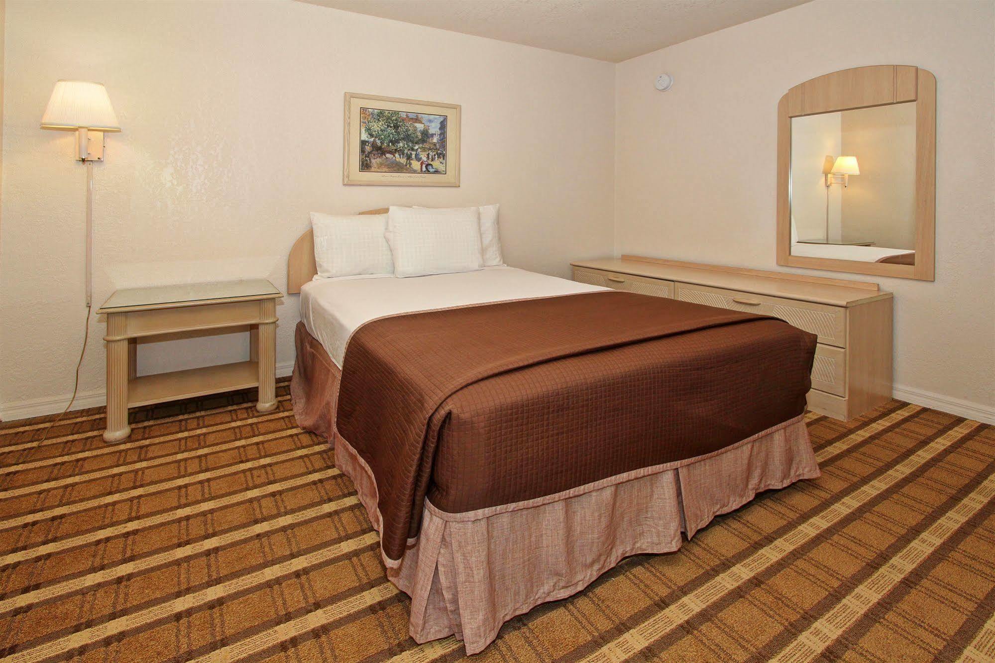 Super 8 By Wyndham