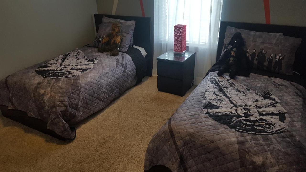 4 Bedroom Private Lakefront Town At Storey Near World Parks * Kissimmee