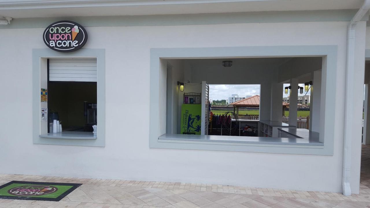 Apartment 4 Bedroom Private Lakefront Town At Storey Near World Parks Kissimmee