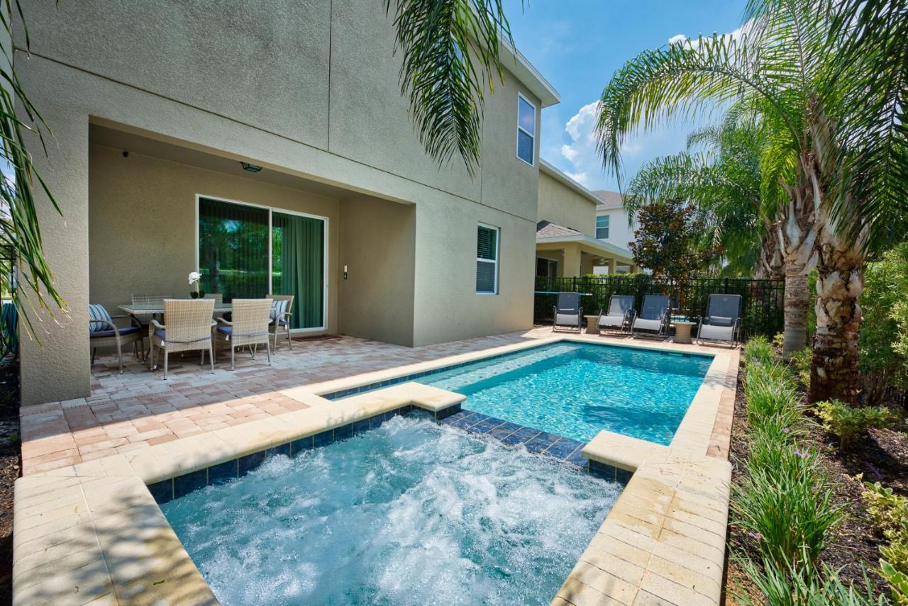 Encore Reunion 8 Bd Sleeps 17 W Pool & Spa Close To Disney 461 Holiday home *