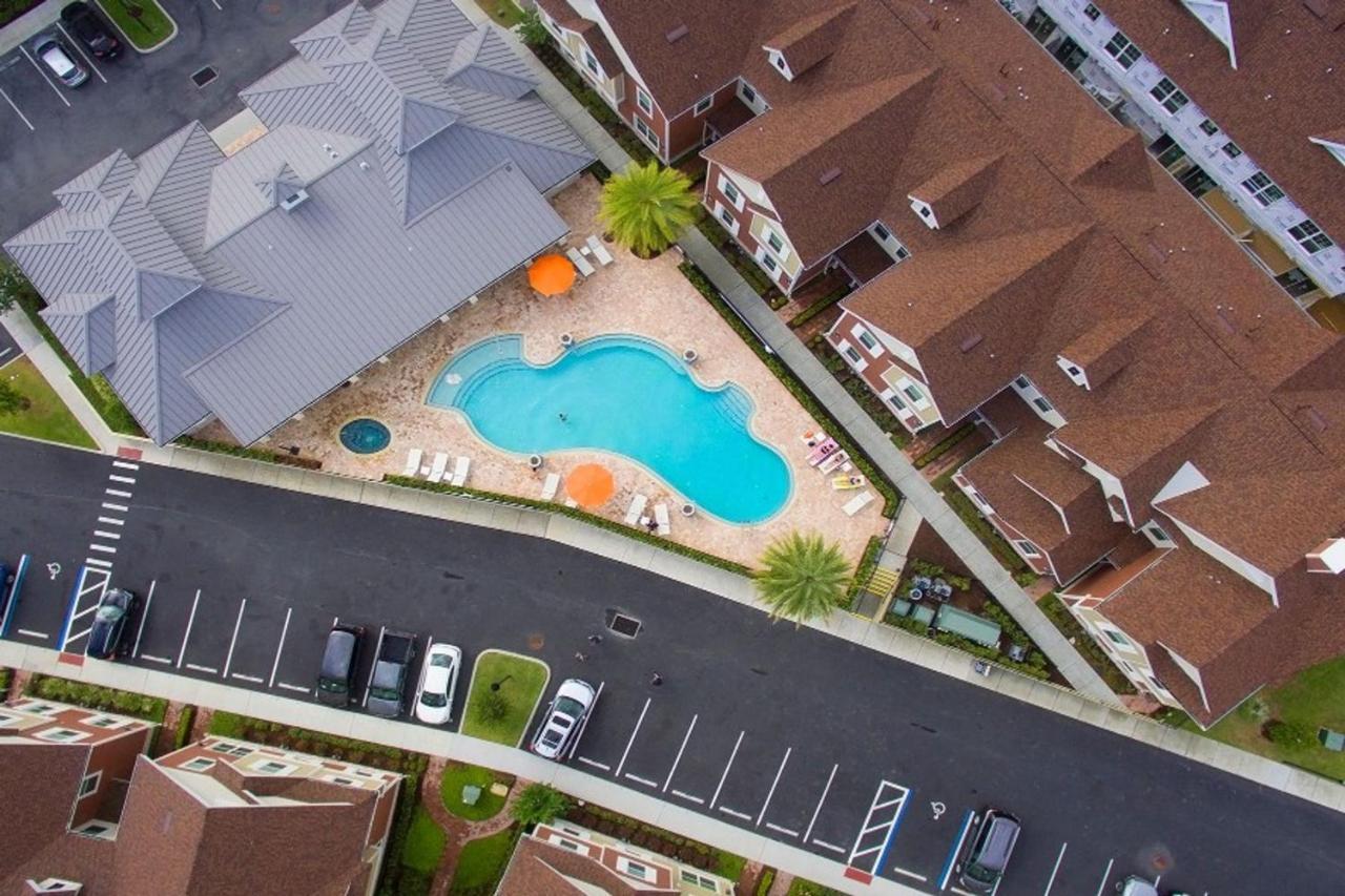 Dream Townhome With Balcony Summerville Su7576 *