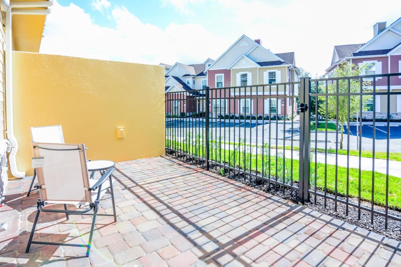Dream Townhome With Balcony Summerville Su7576 *