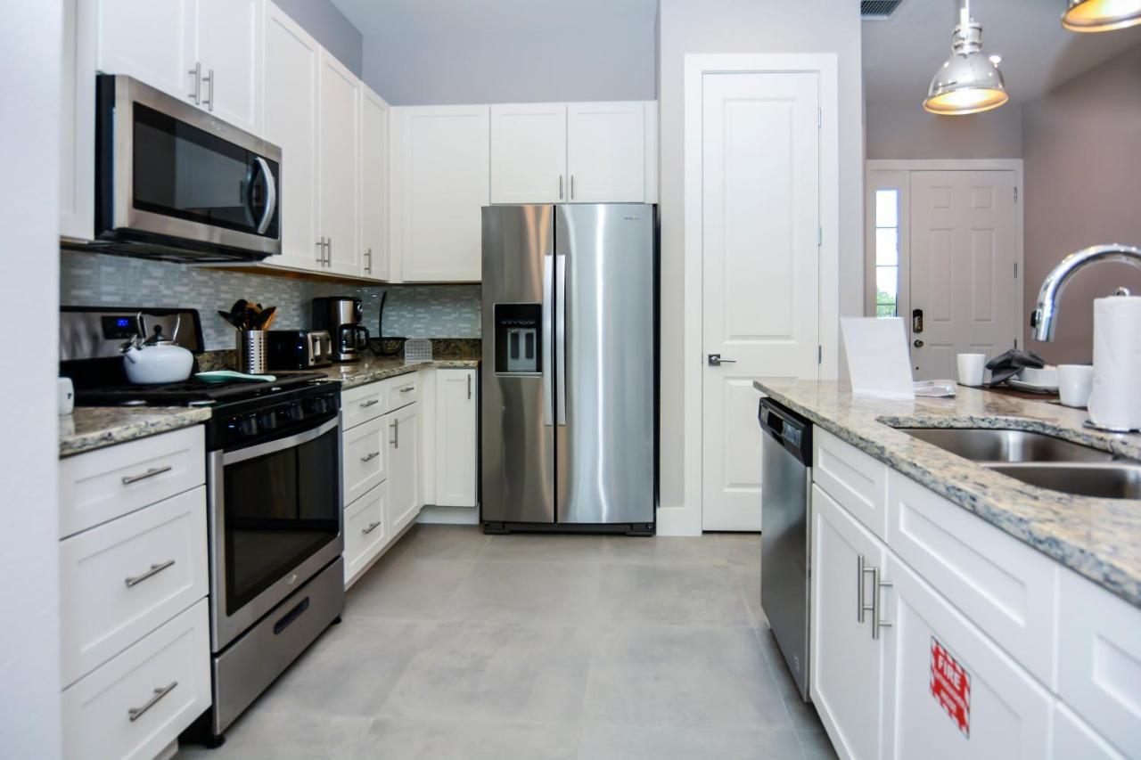 Holiday home Dream Townhome With Balcony Summerville Su7576