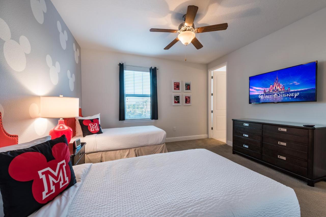 Dream Villa: Private Pool & Entertainment Haven Orlando