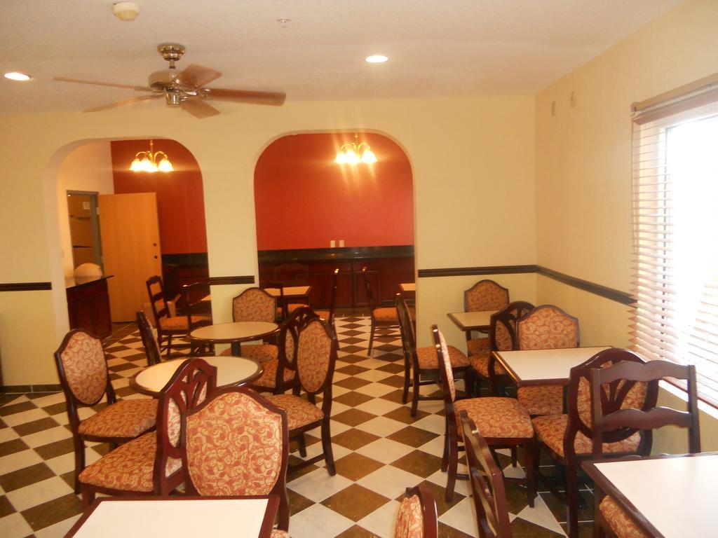 Comfort Kissimmee-lake Buena Vista South 3* Kissimmee