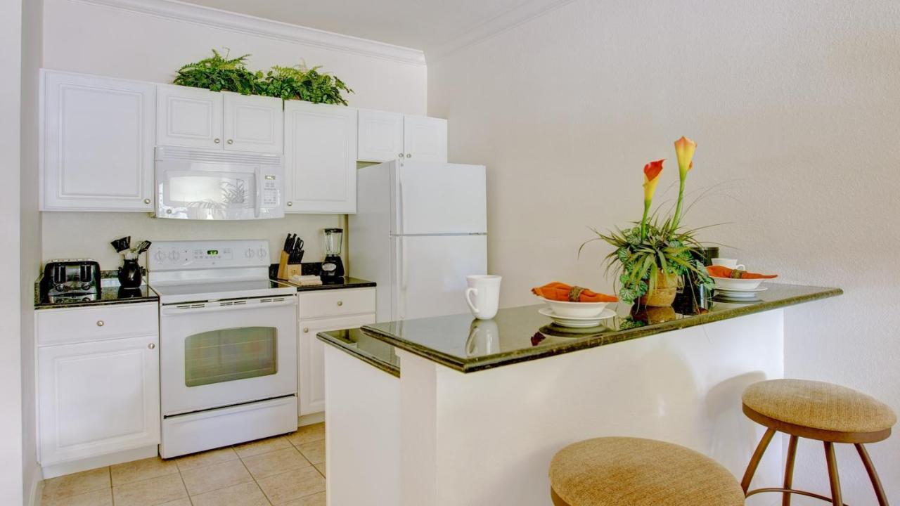 Villa Derby Townhome At Lucaya Near *