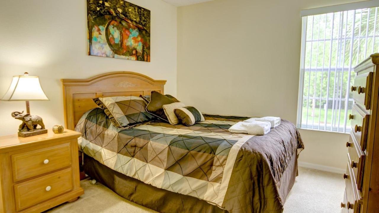 Norwich Townhome At Emerald Island
