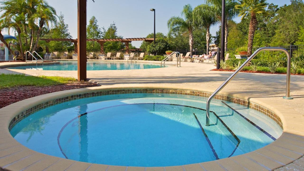 Derby Townhome At Lucaya Near Villa Orlando