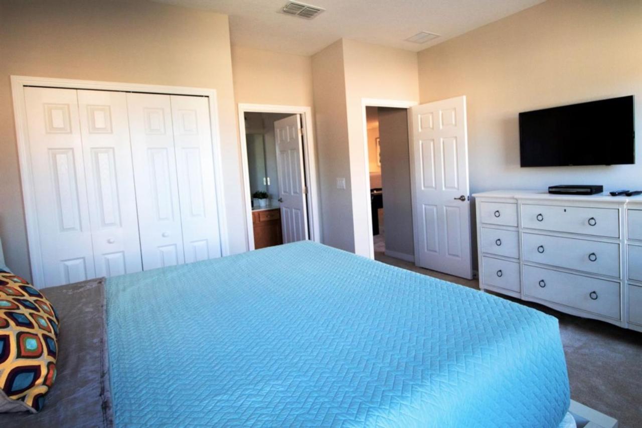 Holiday home Golden Palms Vacation 24444