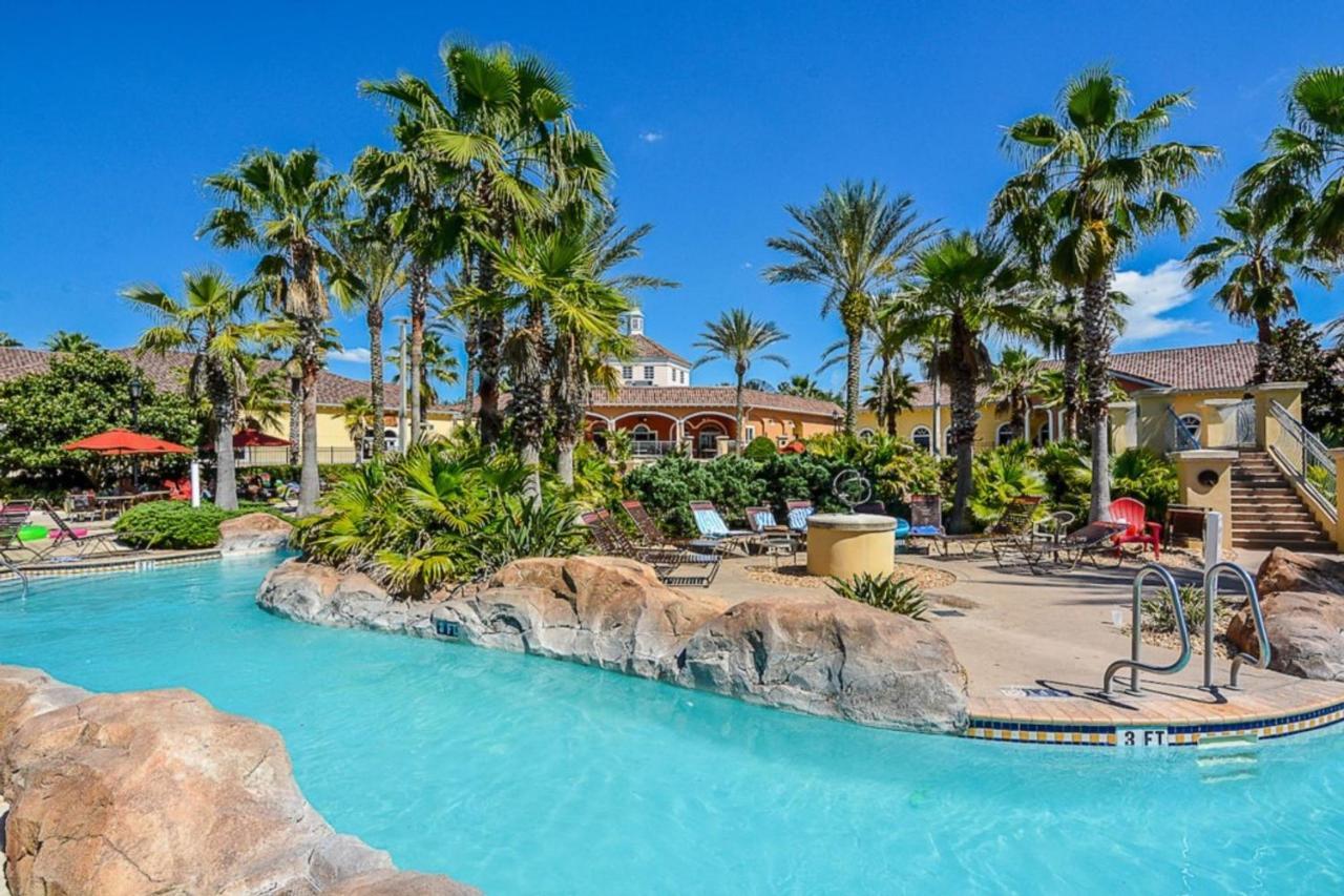 Regal Palms & 257 Four Corners