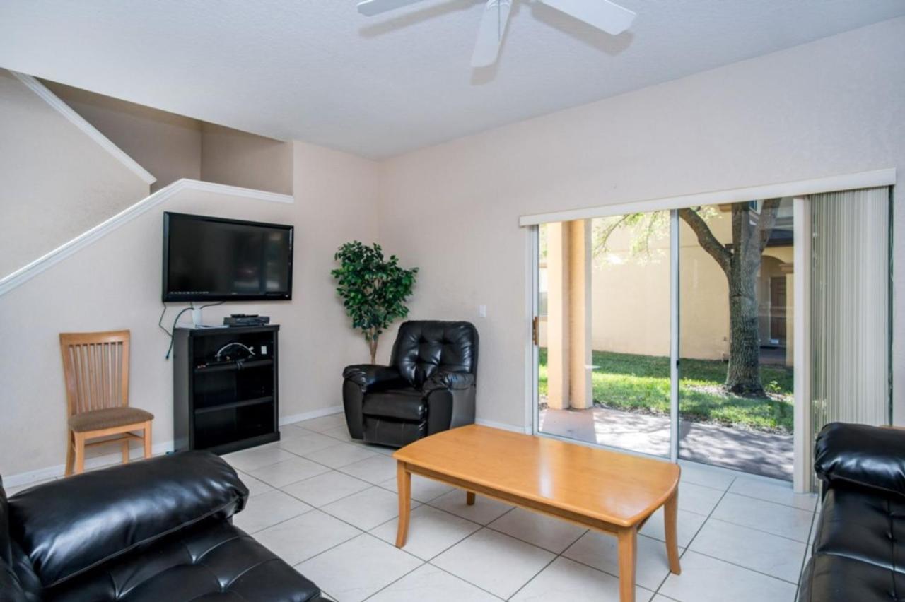 Regal Palms & 257 Apartment Four Corners